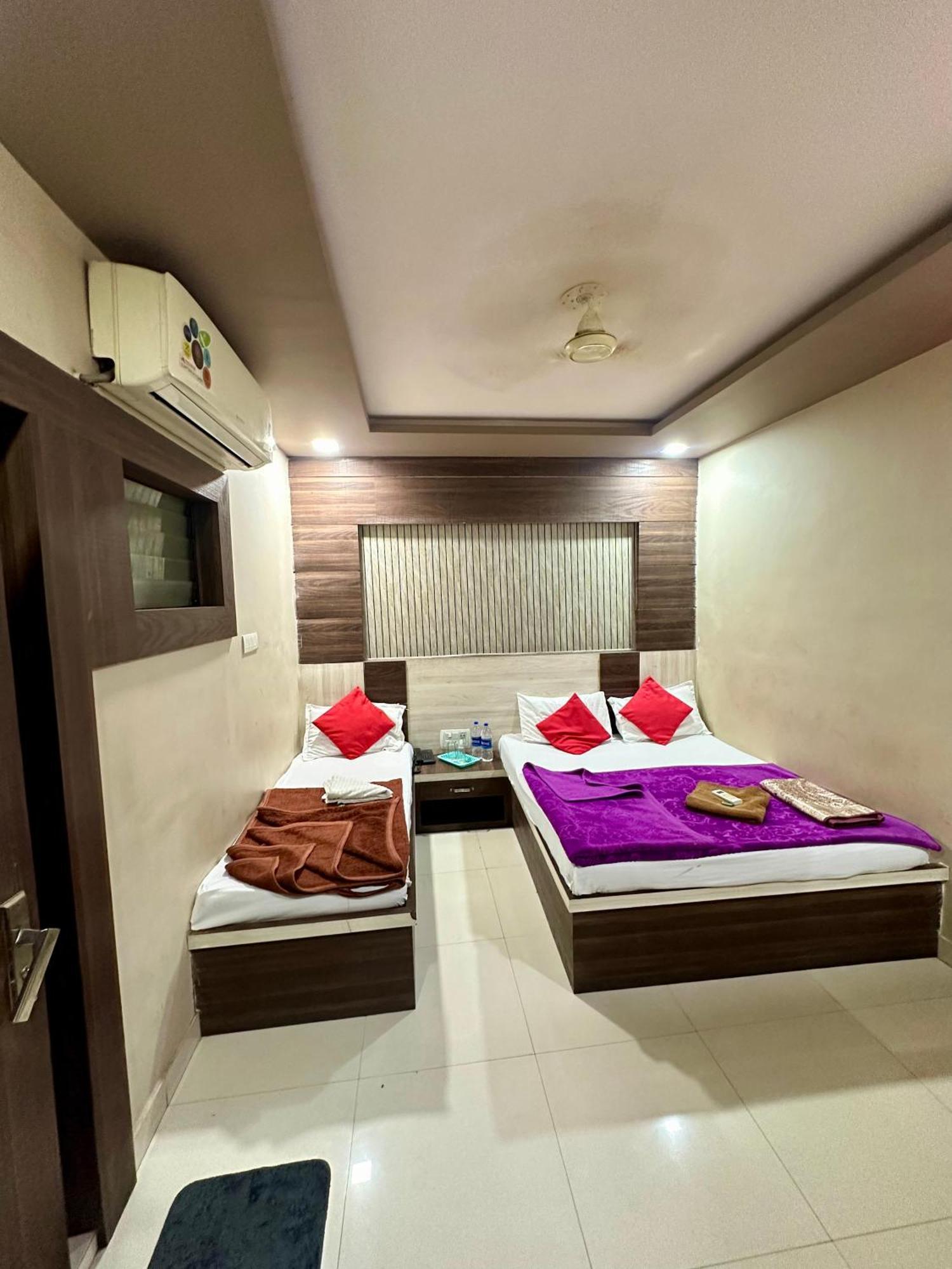 Hotel City Gold Ádzsmir Kültér fotó